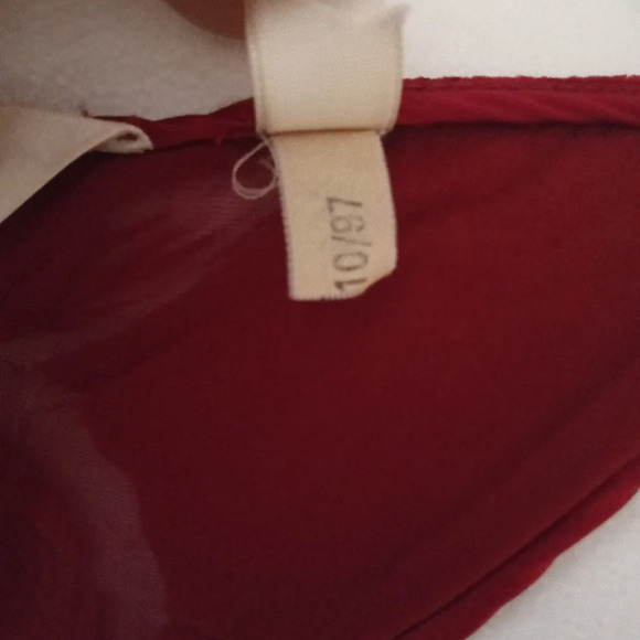 Vintage 90's Victoria's Secret Burnout Silk Blend Red Drape Front Blouse Large - Picture 7 of 7